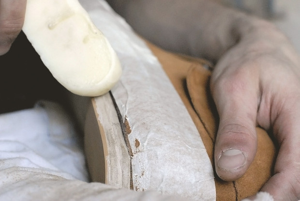 Обувь своими руками: Как сделать ботинки мечты в домашних условиях. Изображение № 47.