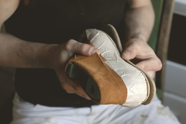 Обувь своими руками: Как сделать ботинки мечты в домашних условиях. Изображение № 33.