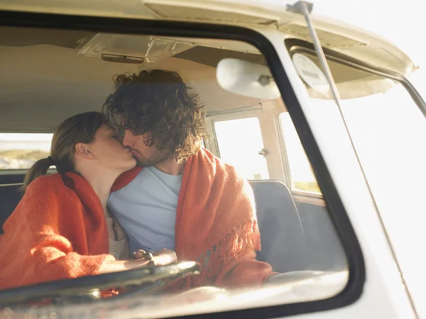 Пара, поцелуи в Ван — стоковое фото