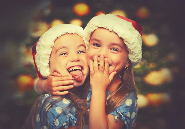 Happy Рождество смешные детей близнецов сестры — стоковое фото