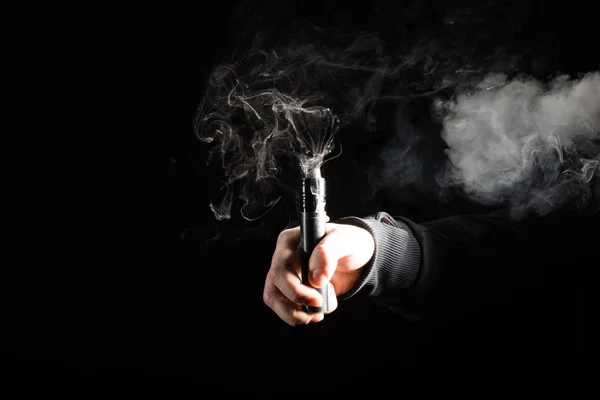 Обрезанное Вид Мужской Руки Активации Электронных Сигарет Черном Фоне — стоковое фото